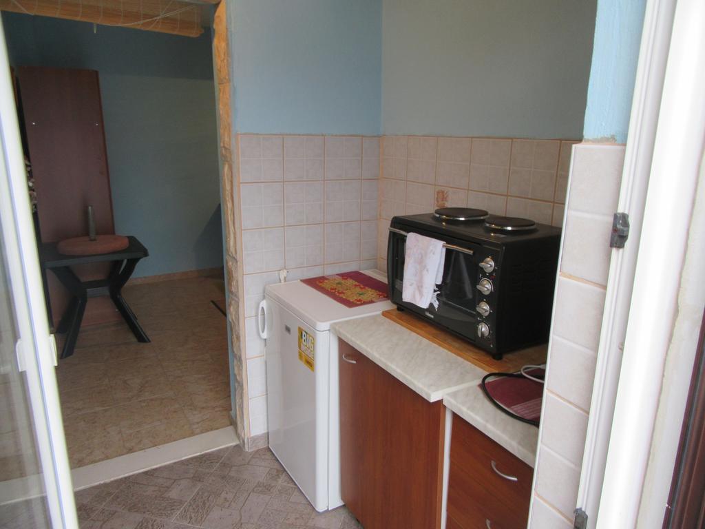 Apartments Leon Ražanac Εξωτερικό φωτογραφία