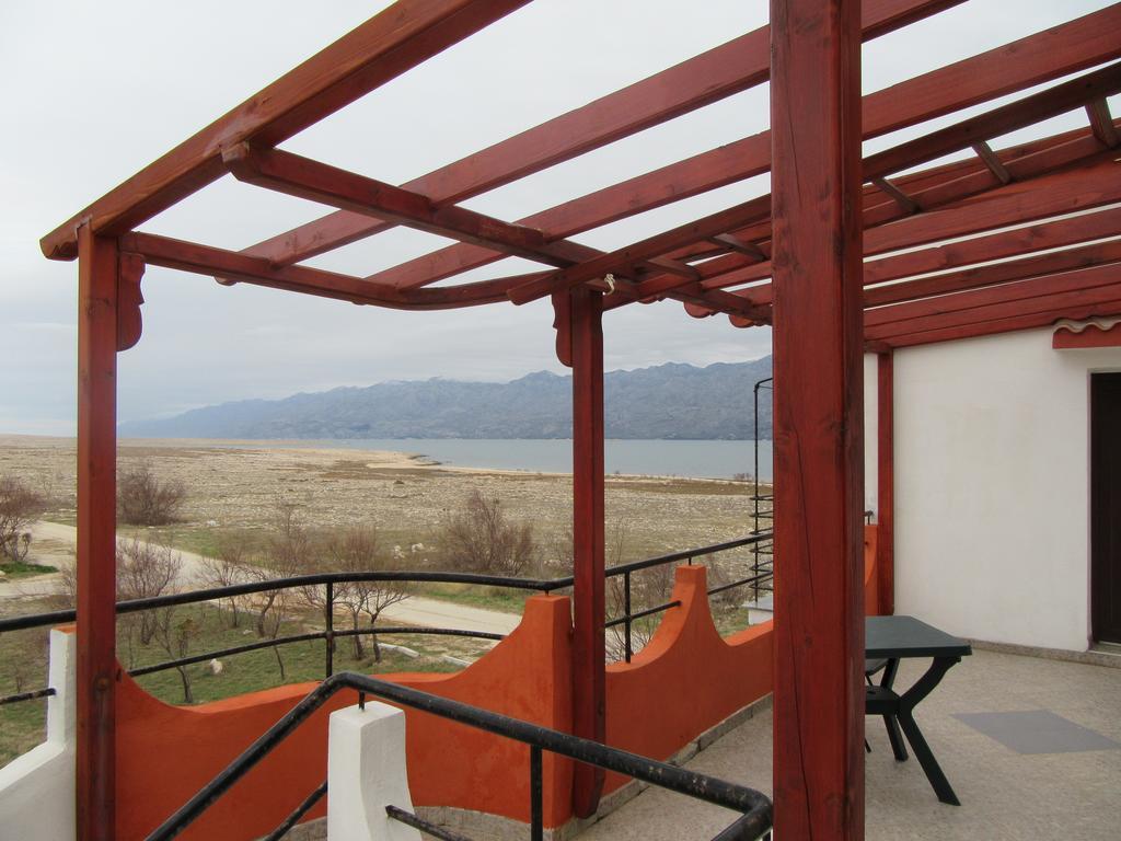 Apartments Leon Ražanac Εξωτερικό φωτογραφία
