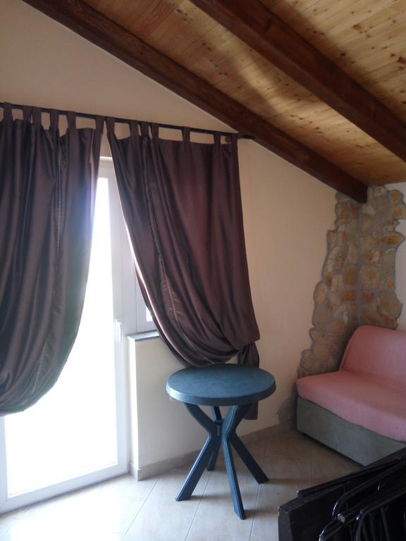 Apartments Leon Ražanac Εξωτερικό φωτογραφία